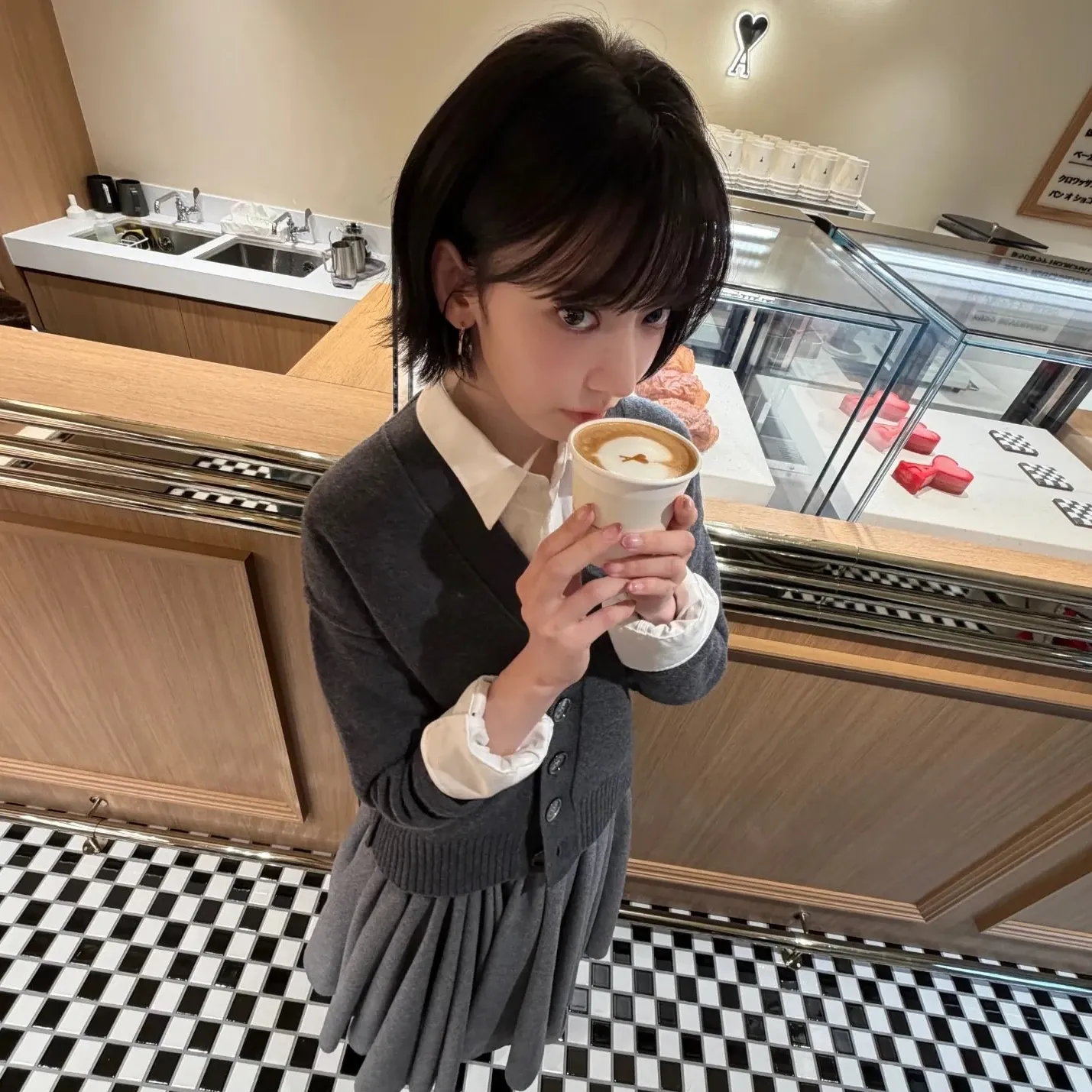 Latest photo of Sakura (LE SSERAFIM)