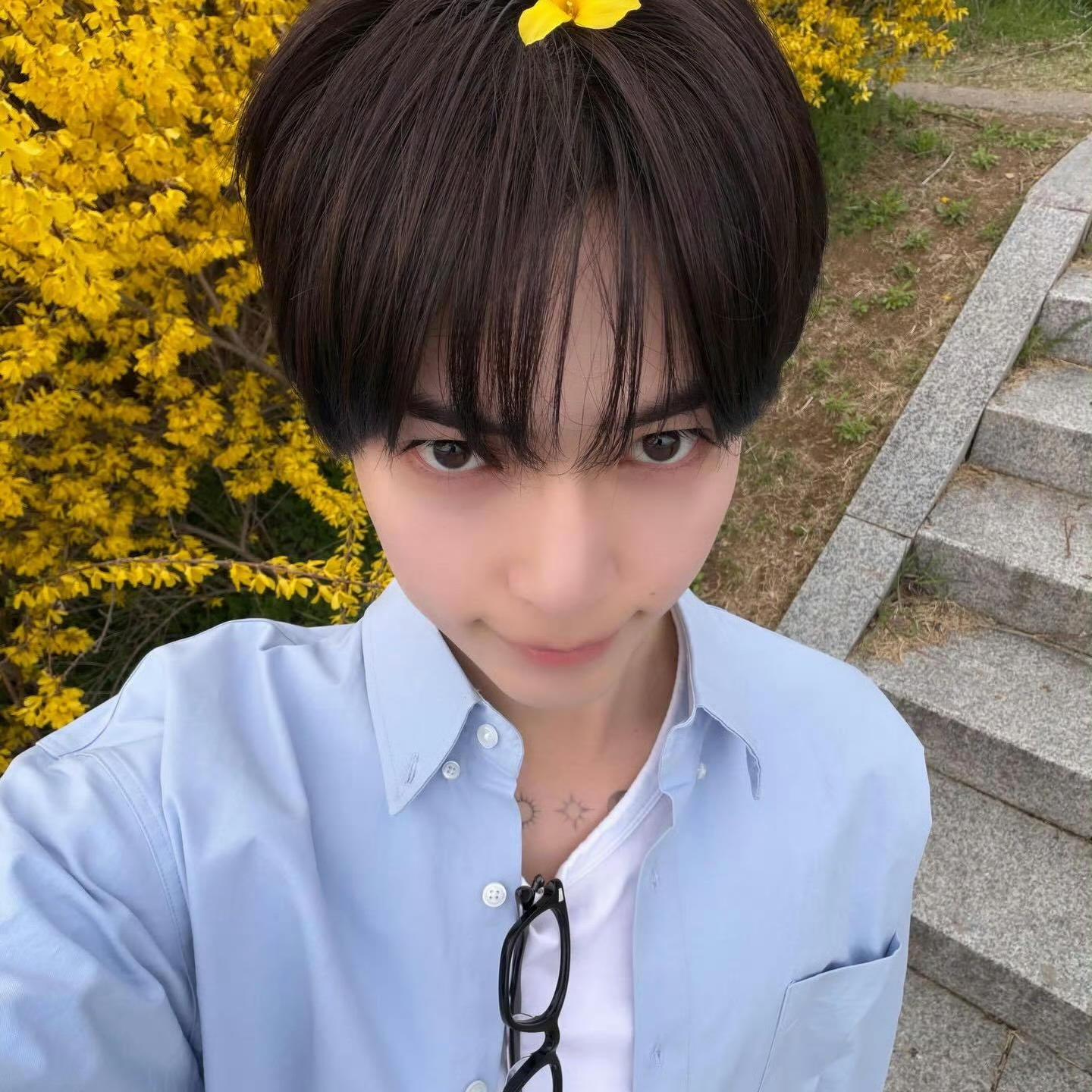 成韩彬 (ZEROBASEONE)粉丝拍下的瞬间