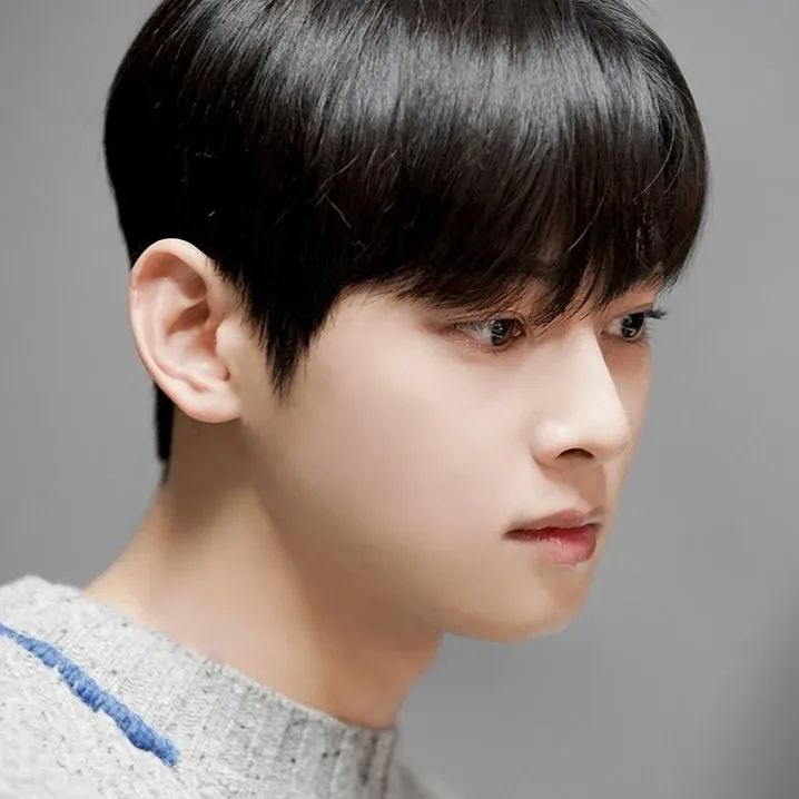 Recent activity shot of Eunwoo (ASTRO)