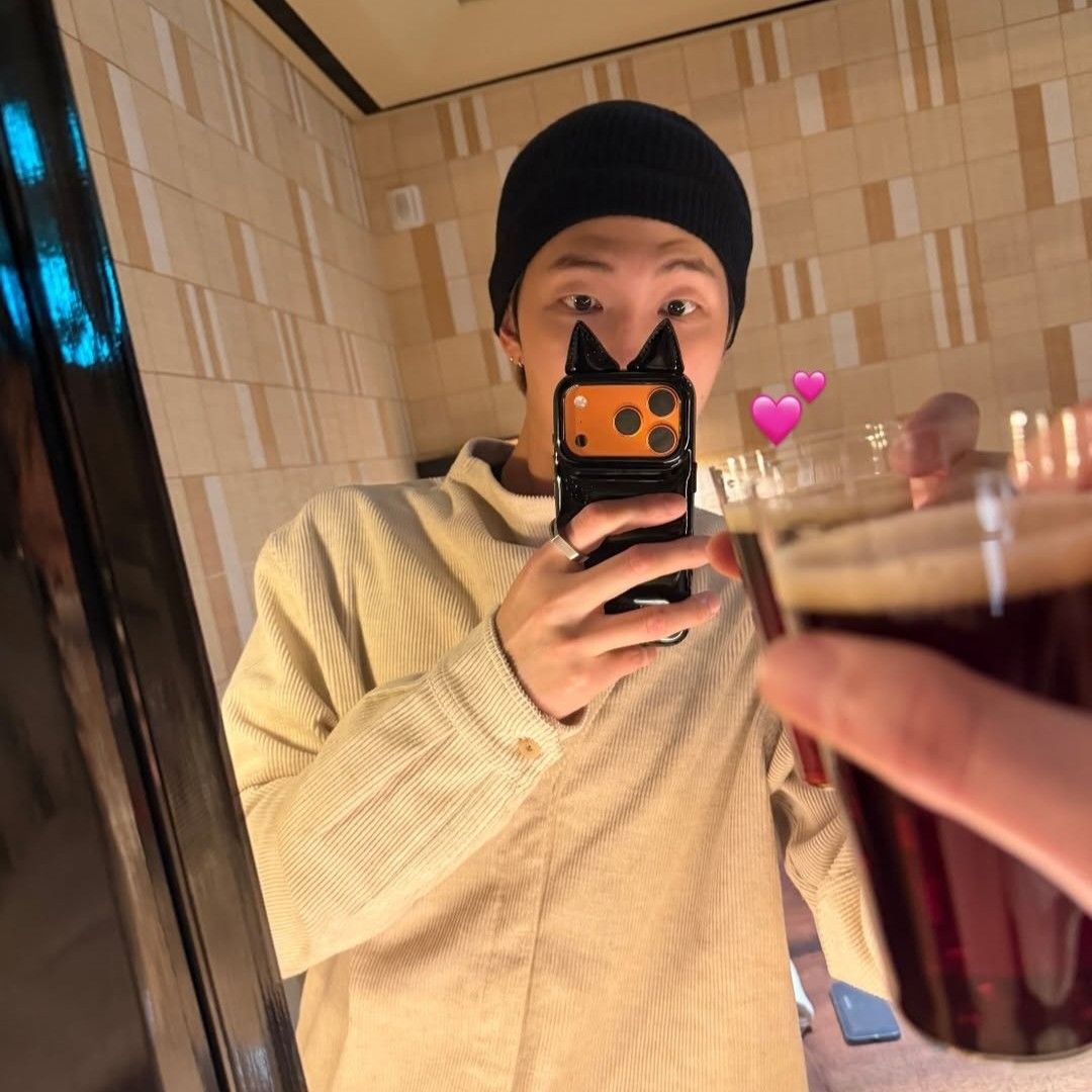 Behind-the-scenes cut of RM (BTS)