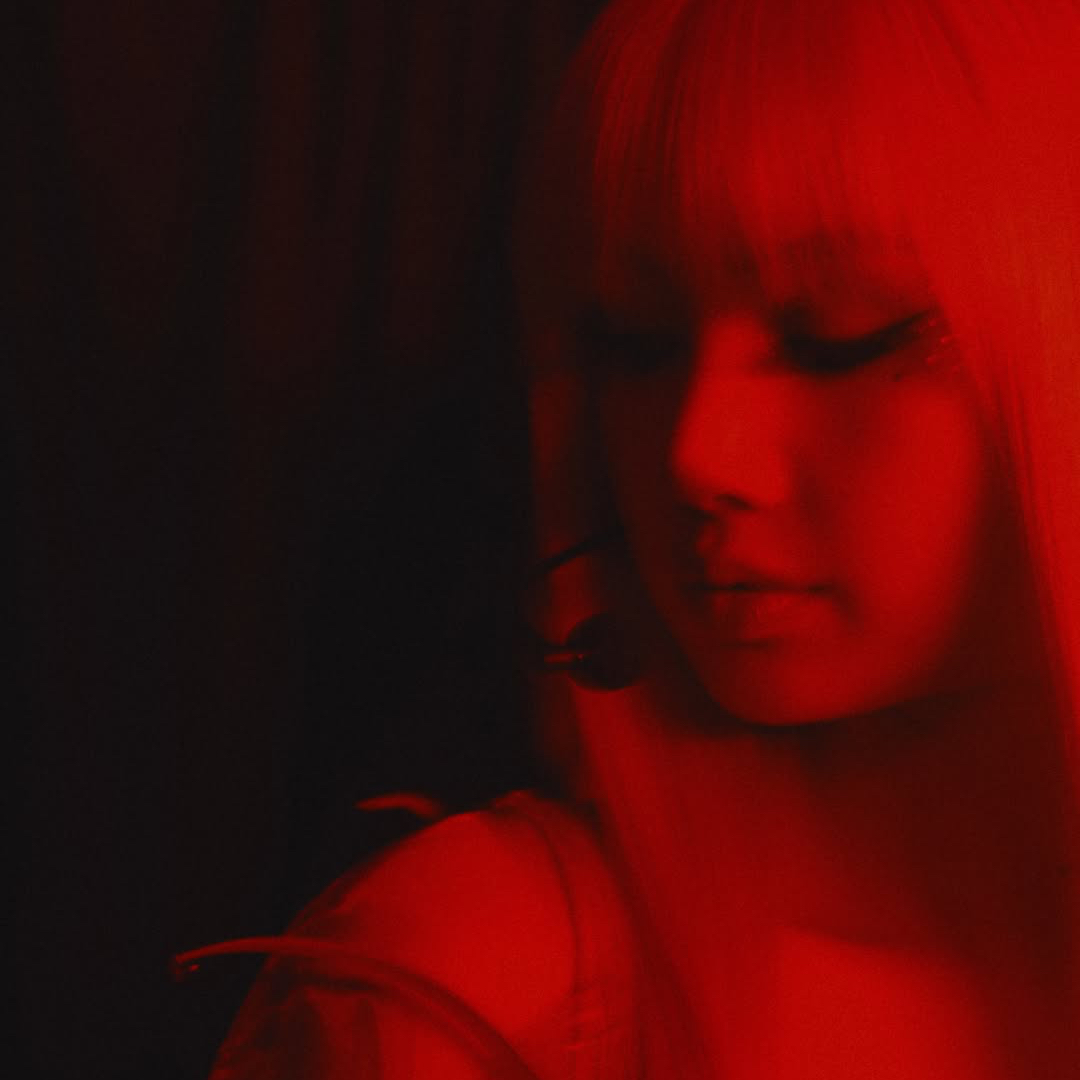 Potret di balik layar Lisa (BLACKPINK)