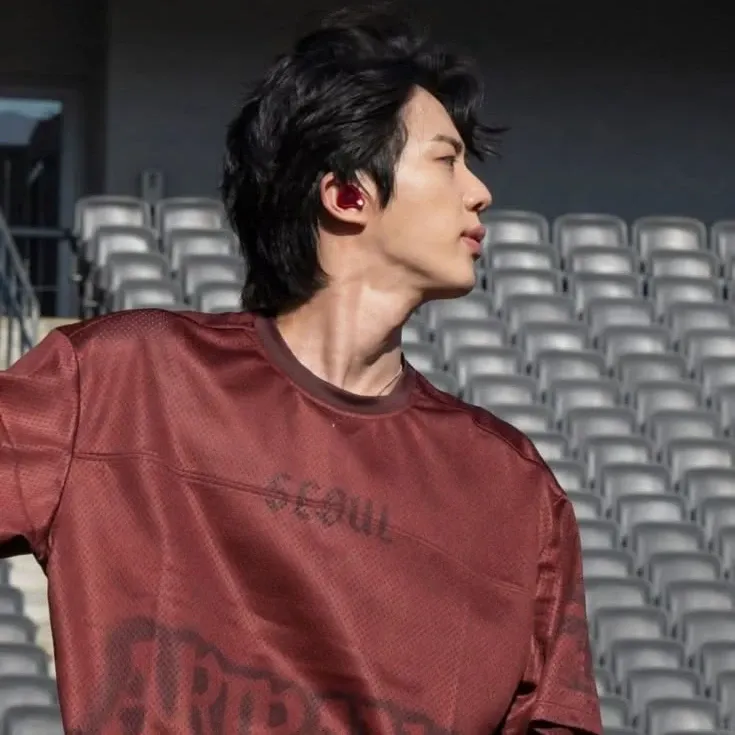 Latest photo of Jin (BTS)