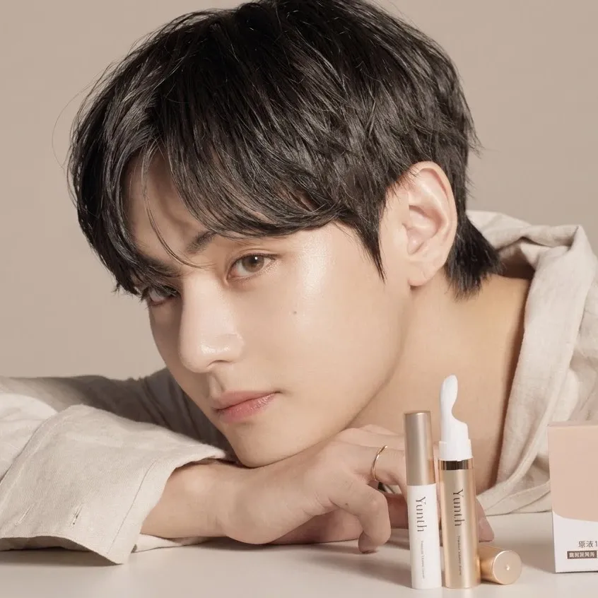 Momen yang diabadikan oleh penggemar V (BTS)