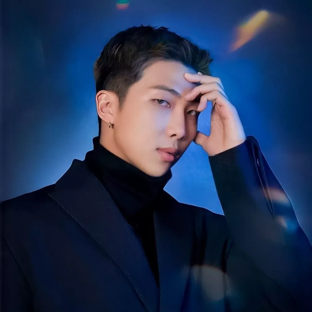RM (방탄소년단)의 최신 사진