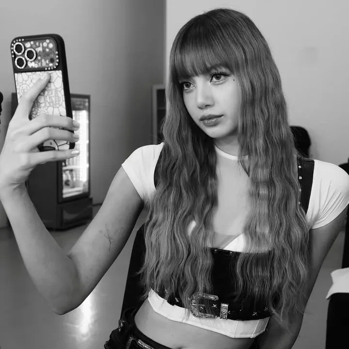 Momen yang diabadikan oleh penggemar Lisa (BLACKPINK)