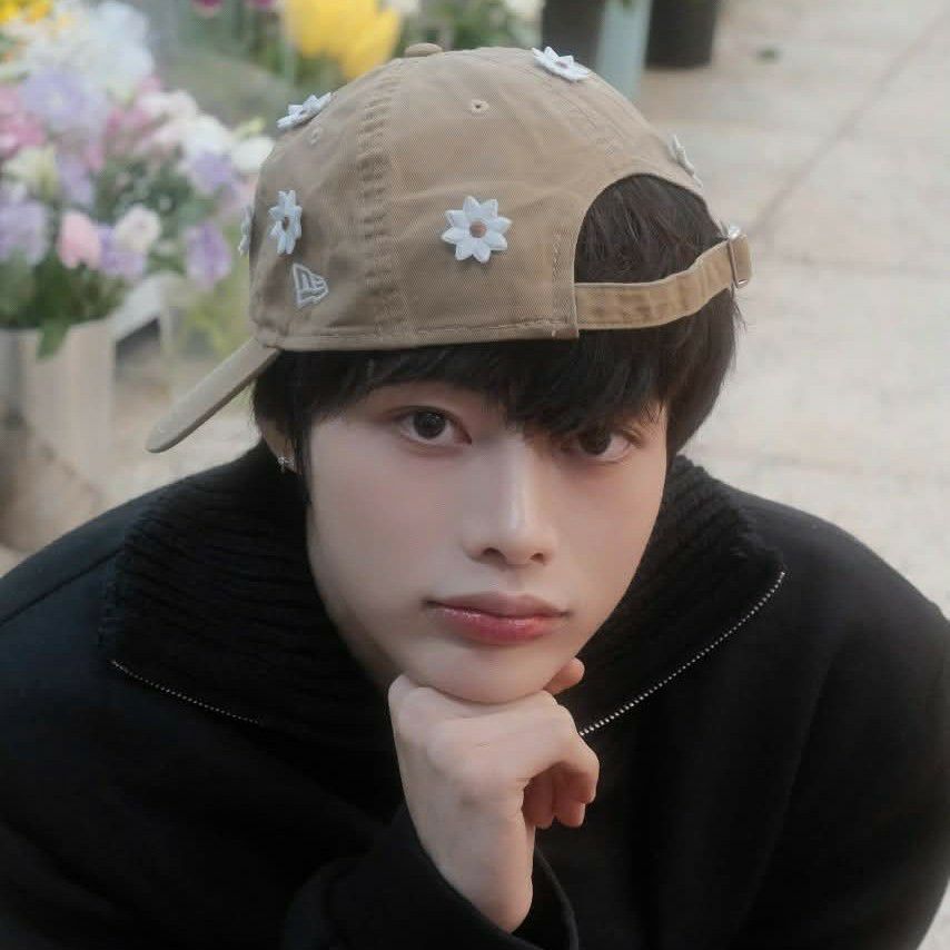 Recent activity shot of Hanbin (TEMPEST)