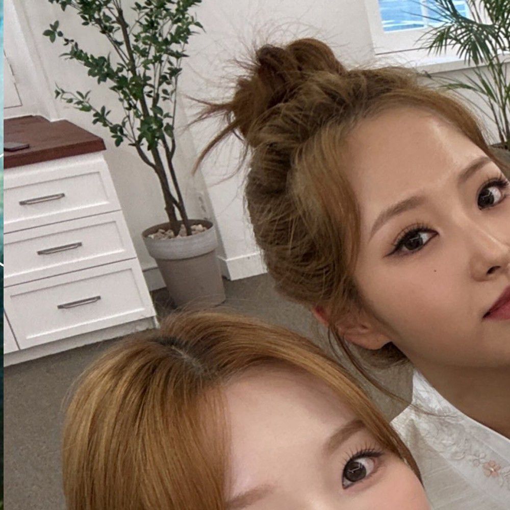 A moment captured by Loossemble's fan