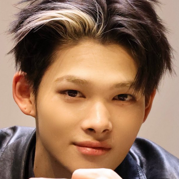 NI-KI (ENHYPEN)的最新活动照片