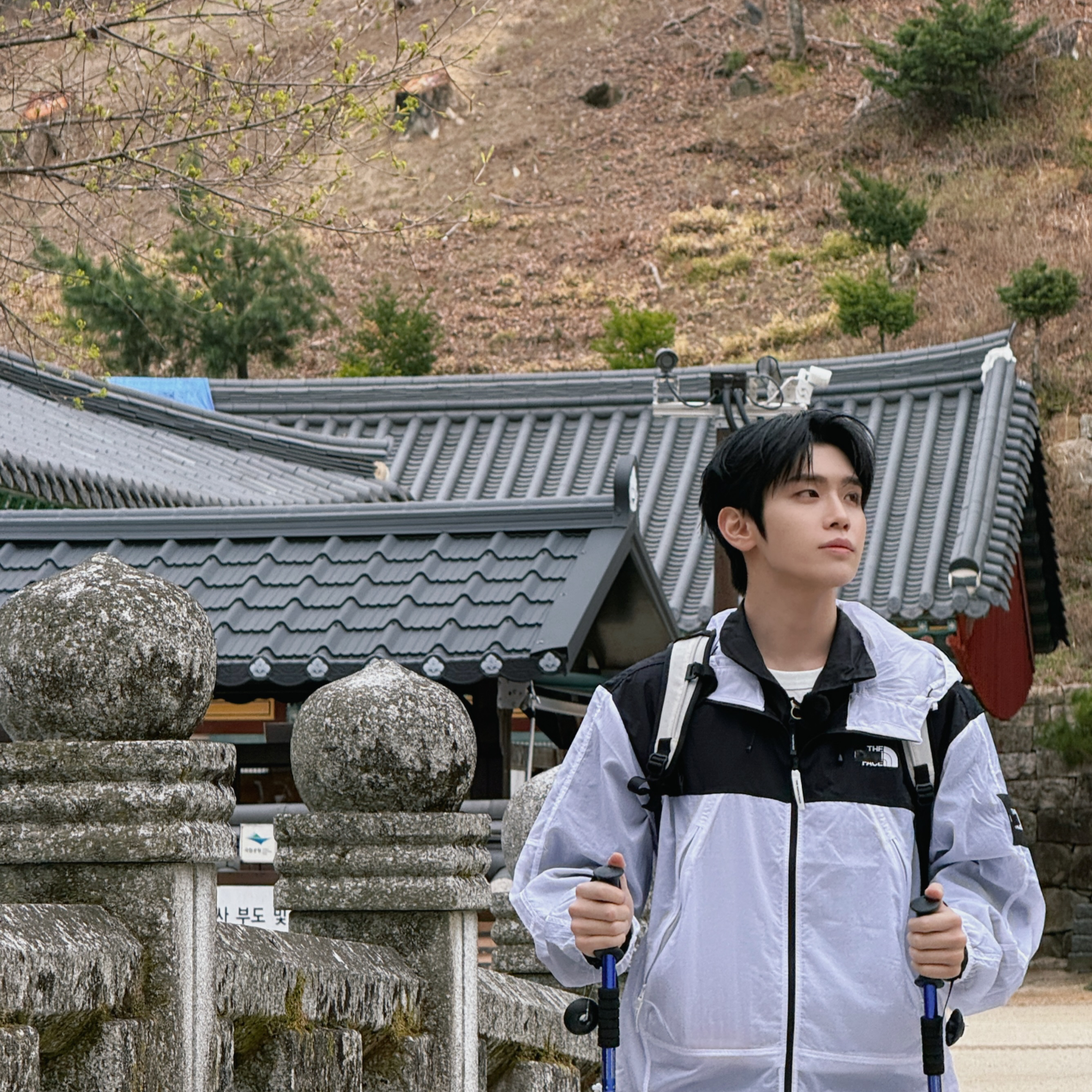 Foto aktivitas terbaru Kim Taerae (ZEROBASEONE)