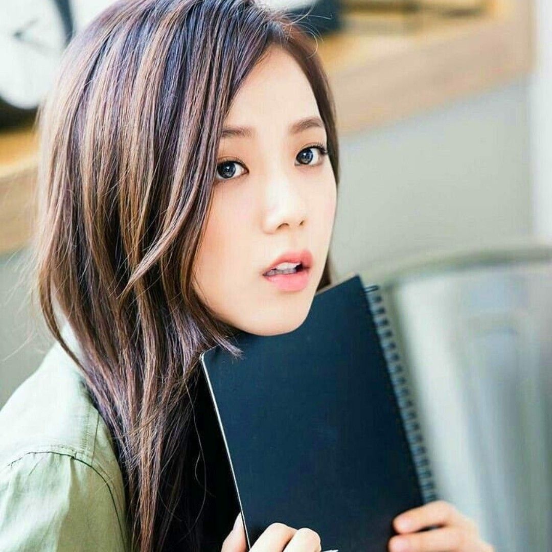 Potret di balik layar Jisoo (BLACKPINK)