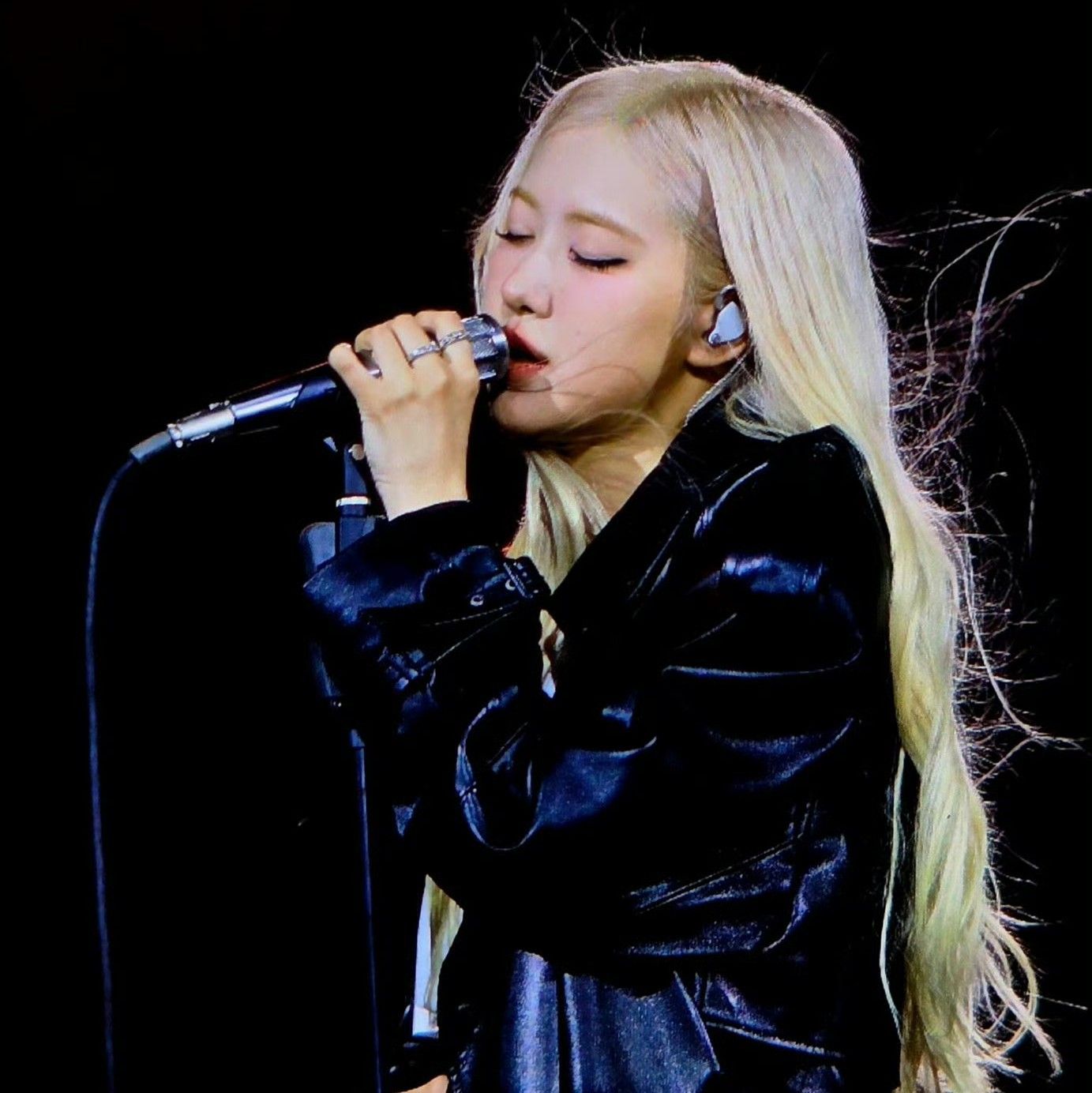 로제 (BLACKPINK) 최근 활동샷