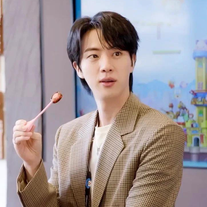 진 (방탄소년단)의 최신 사진
