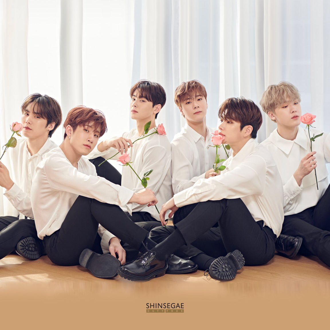 아스트로 최근 활동샷