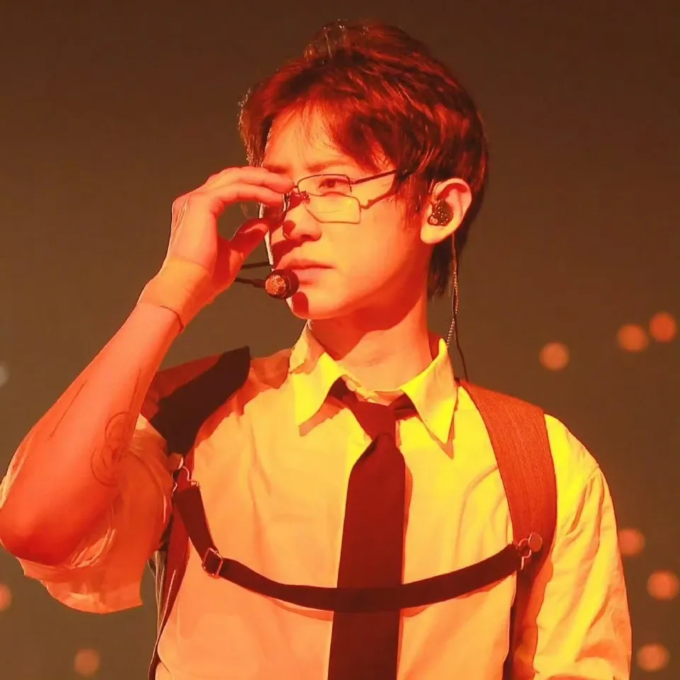 찬열 (EXO)의 비하인드 컷