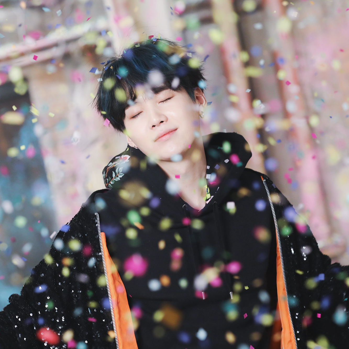 Potret di balik layar SUGA (BTS)
