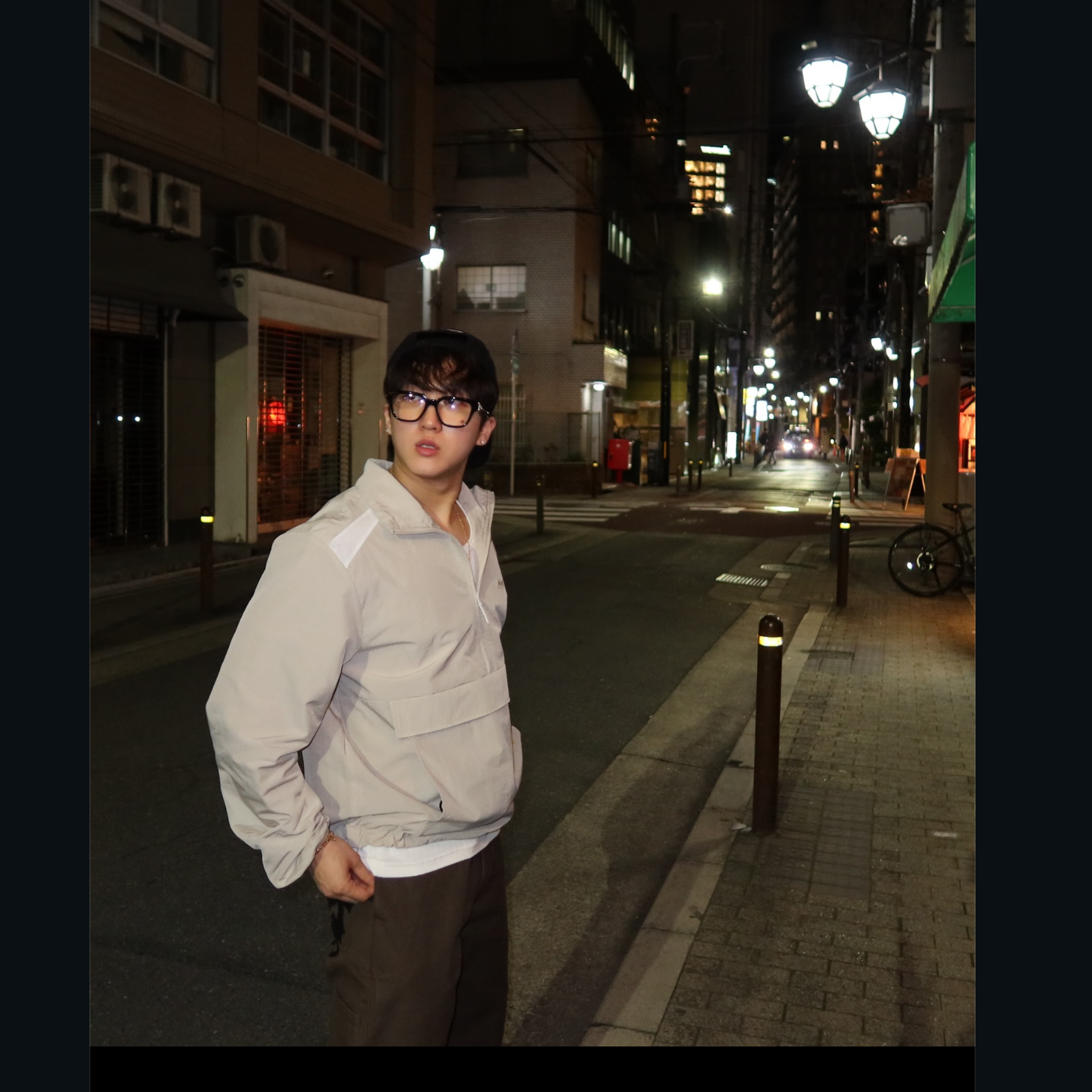 Behind-the-scenes cut of Stray Kids