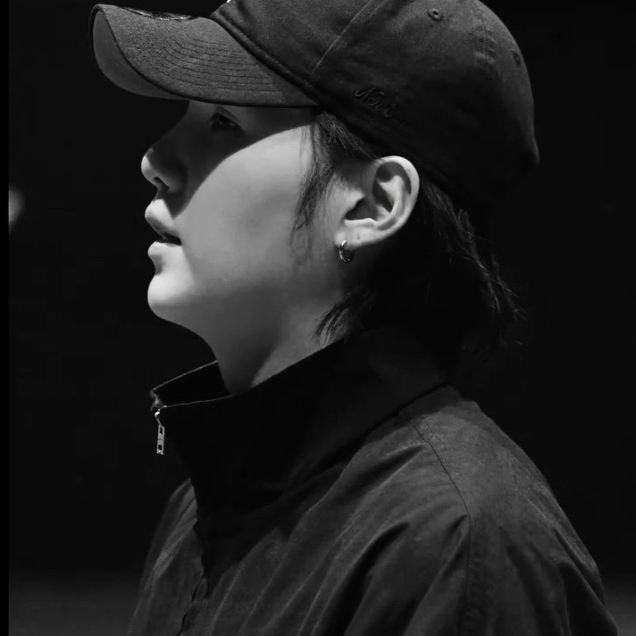 Behind-the-scenes cut of SUGA (BTS)