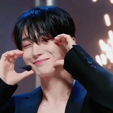 Latest photo of Leeteuk (Super Junior)