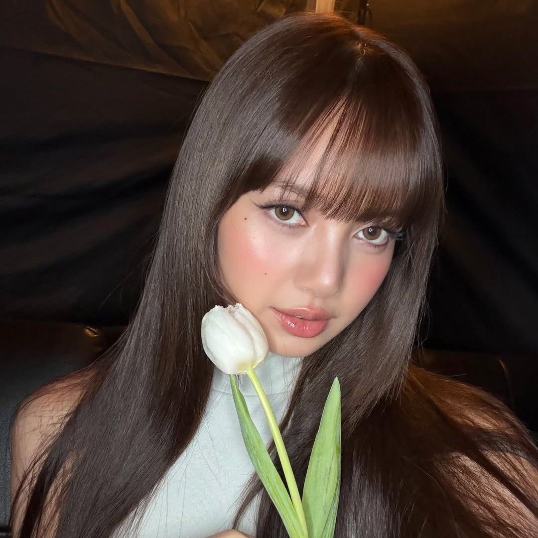 Momen yang diabadikan oleh penggemar Lisa (BLACKPINK)