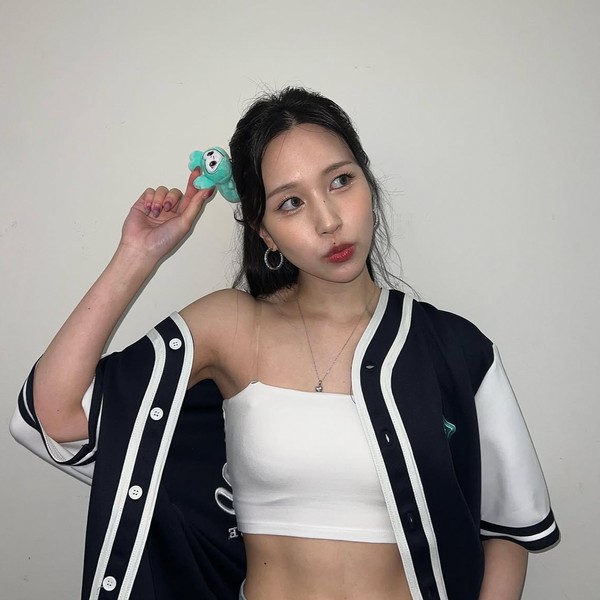 ミナ 待ち受け画面ダウンロード | 高画質アイドル画像まとめ | 最愛ドル