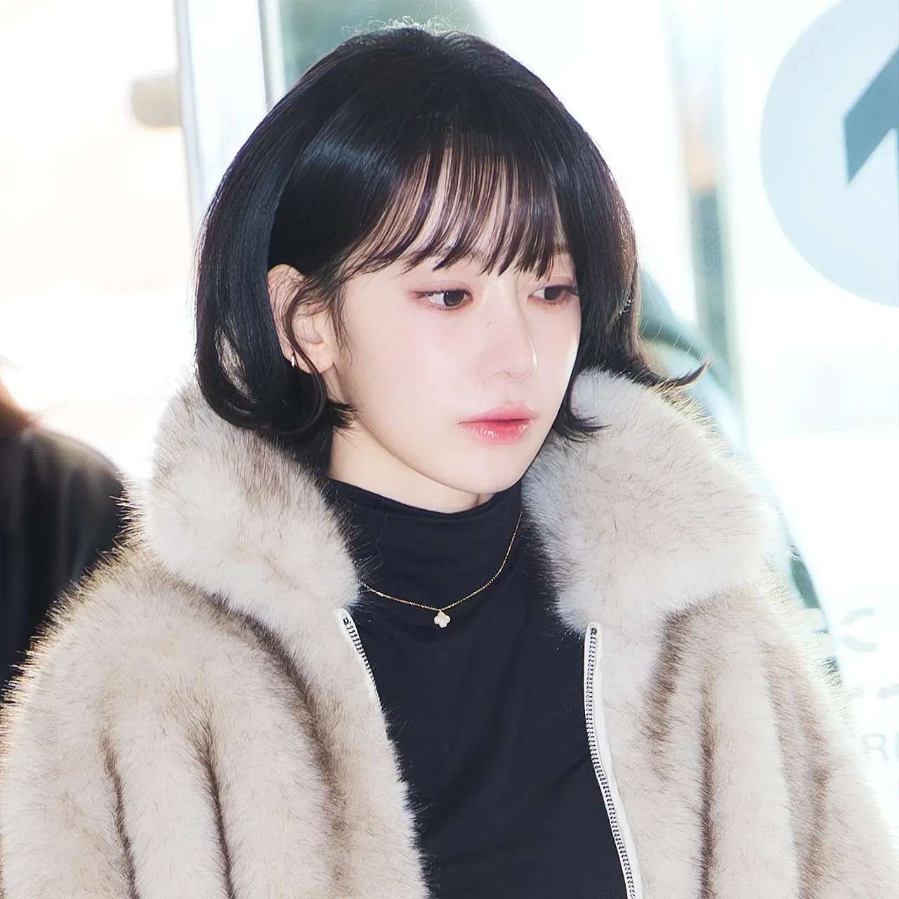 Recent activity shot of Sakura (LE SSERAFIM)