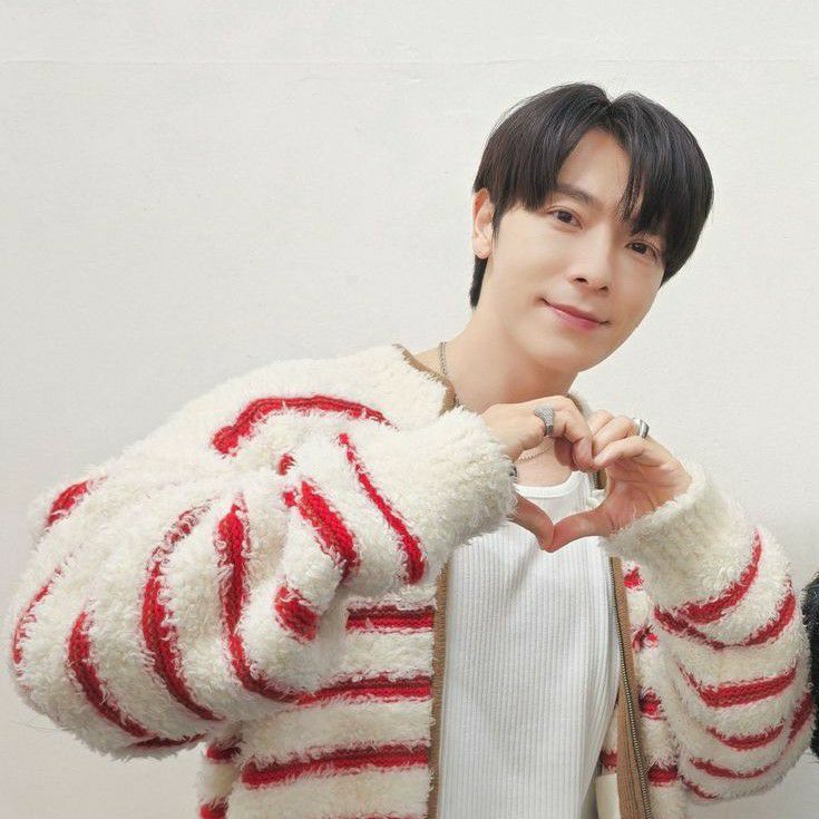 Behind-the-scenes cut of Donghae (Super Junior)