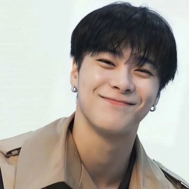 Latest photo of Moonbin (ASTRO)