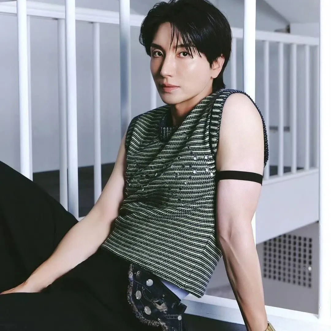 Foto aktivitas terbaru Super Junior