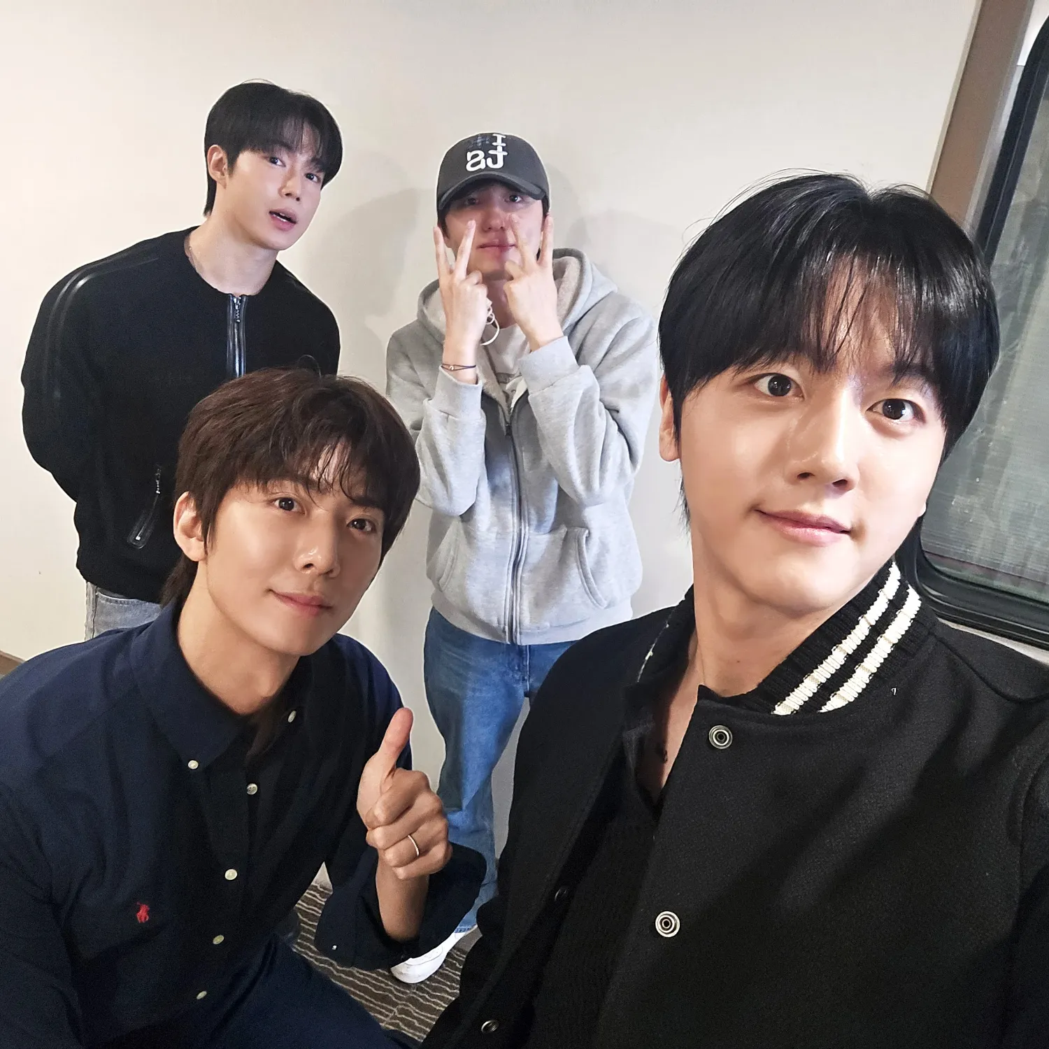 Momen yang diabadikan oleh penggemar SF9