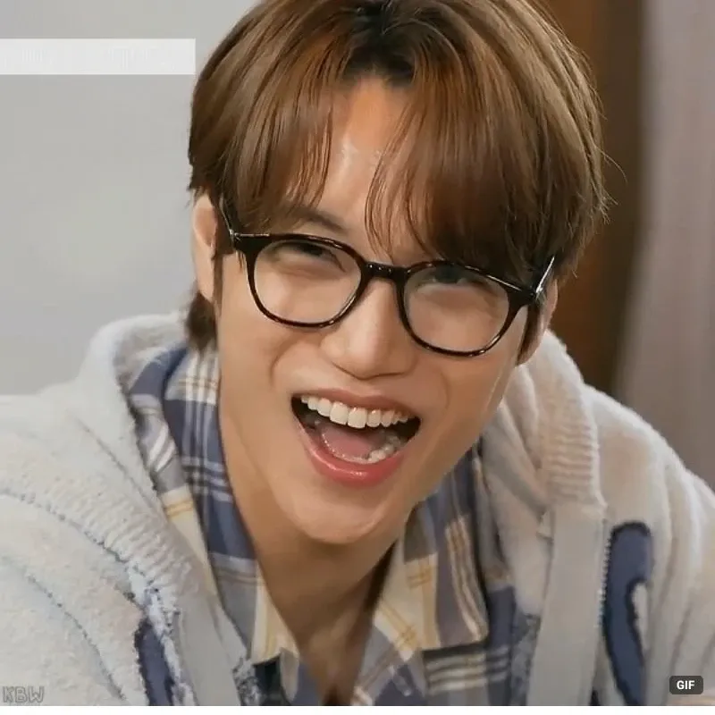 Potret di balik layar Kai (EXO)