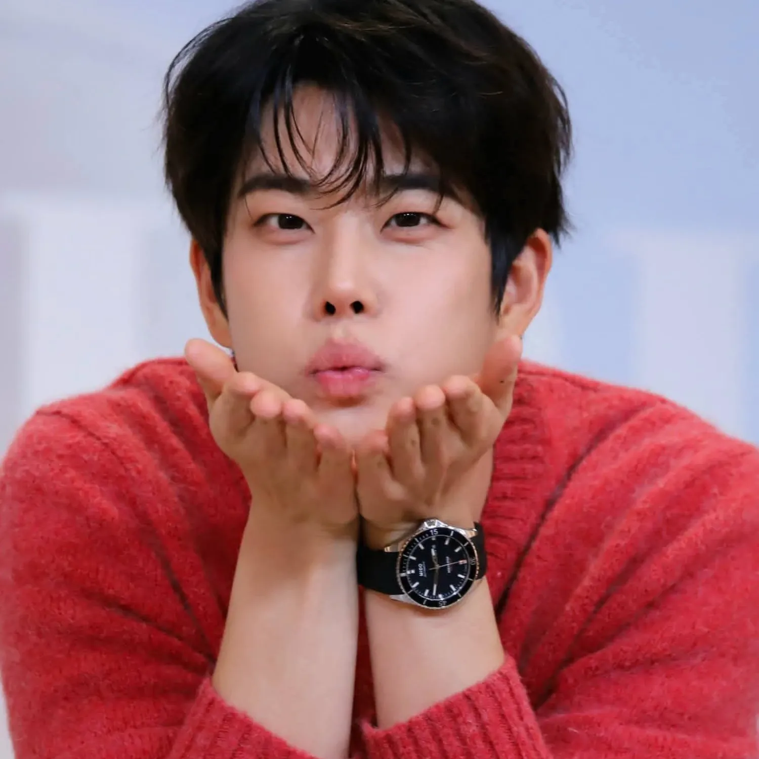 Latest photo of MJ (ASTRO)