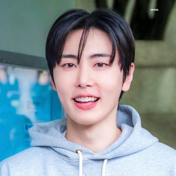Shining profile picture of Jaeyoon (SF9) on today's Choeaedol