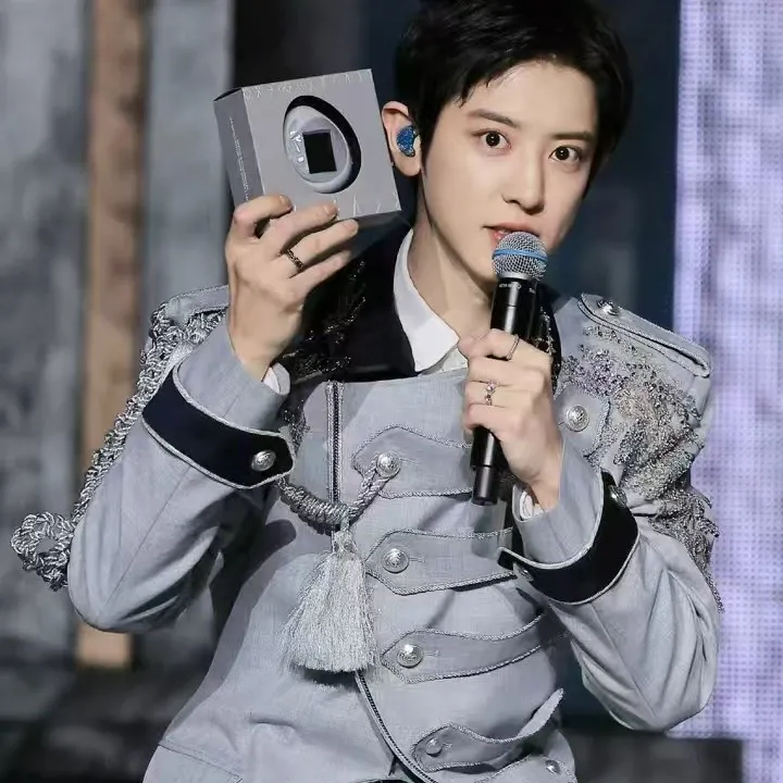 EXO 최근 활동샷