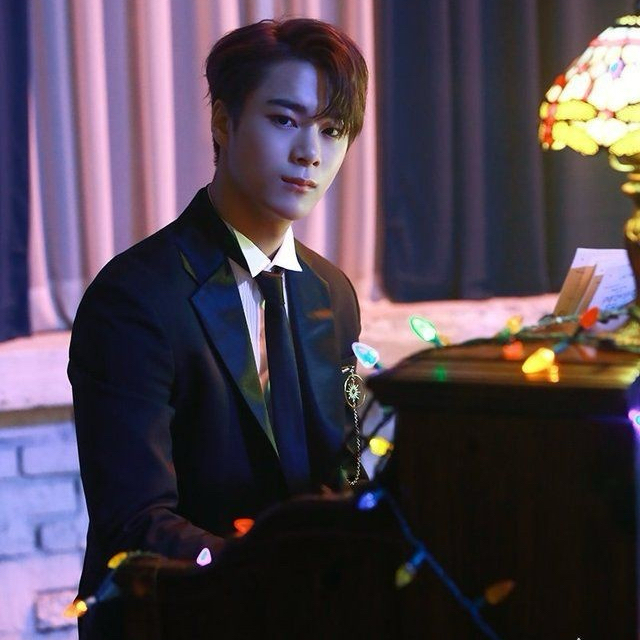 A moment captured by Moonbin (ASTRO)'s fan