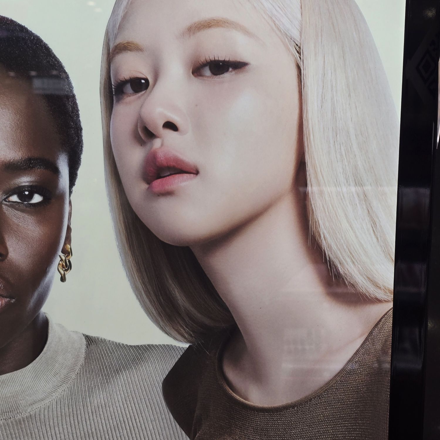 BLACKPINK의 비하인드 컷