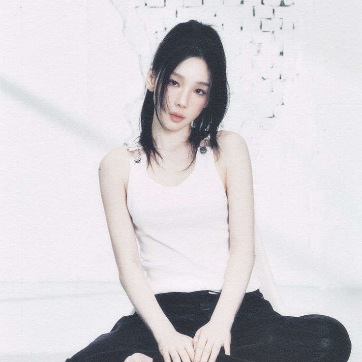 Latest photo of Taeyeon (Girls' Generation)