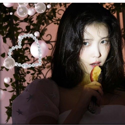 Momen yang diabadikan oleh penggemar IU