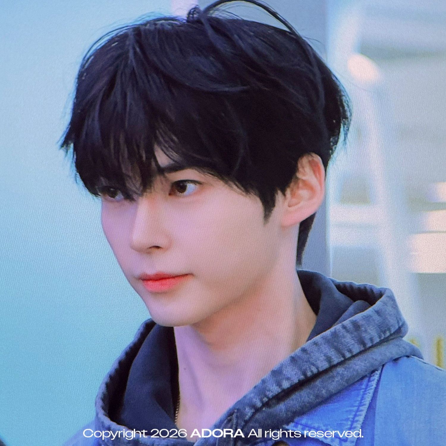 A moment captured by Sung Hanbin (ZEROBASEONE)'s fan