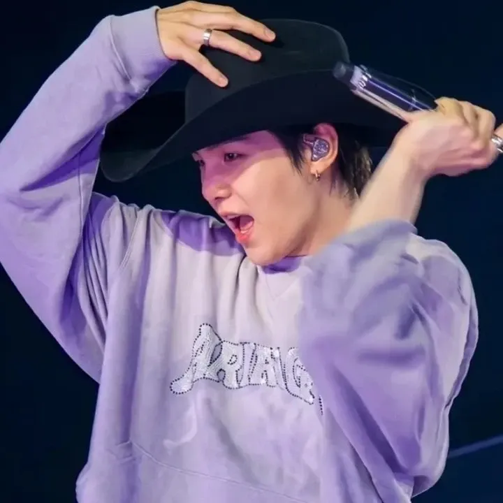 Foto terbaru SUGA (BTS)