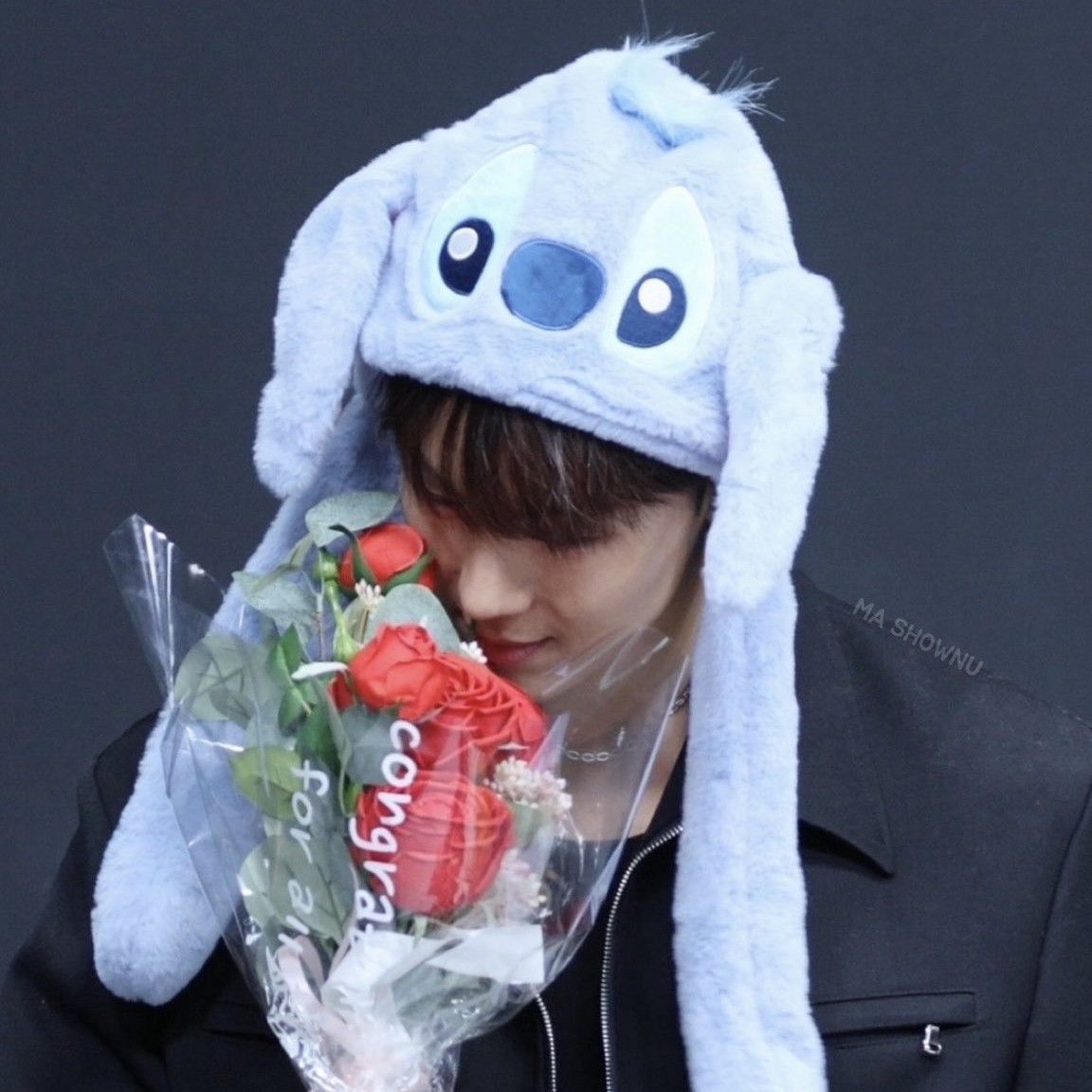 Behind-the-scenes cut of Shownu (MONSTA X)