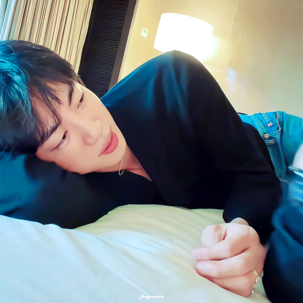 A moment captured by Jin (BTS)'s fan