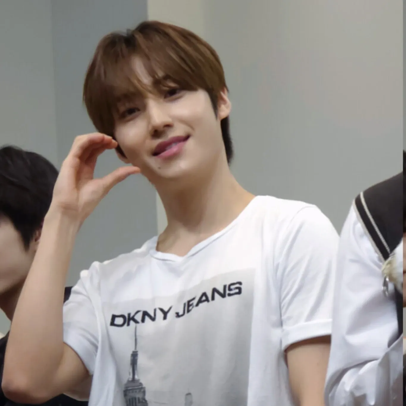 A moment captured by Lee Eunsang (YOUNITE)'s fan
