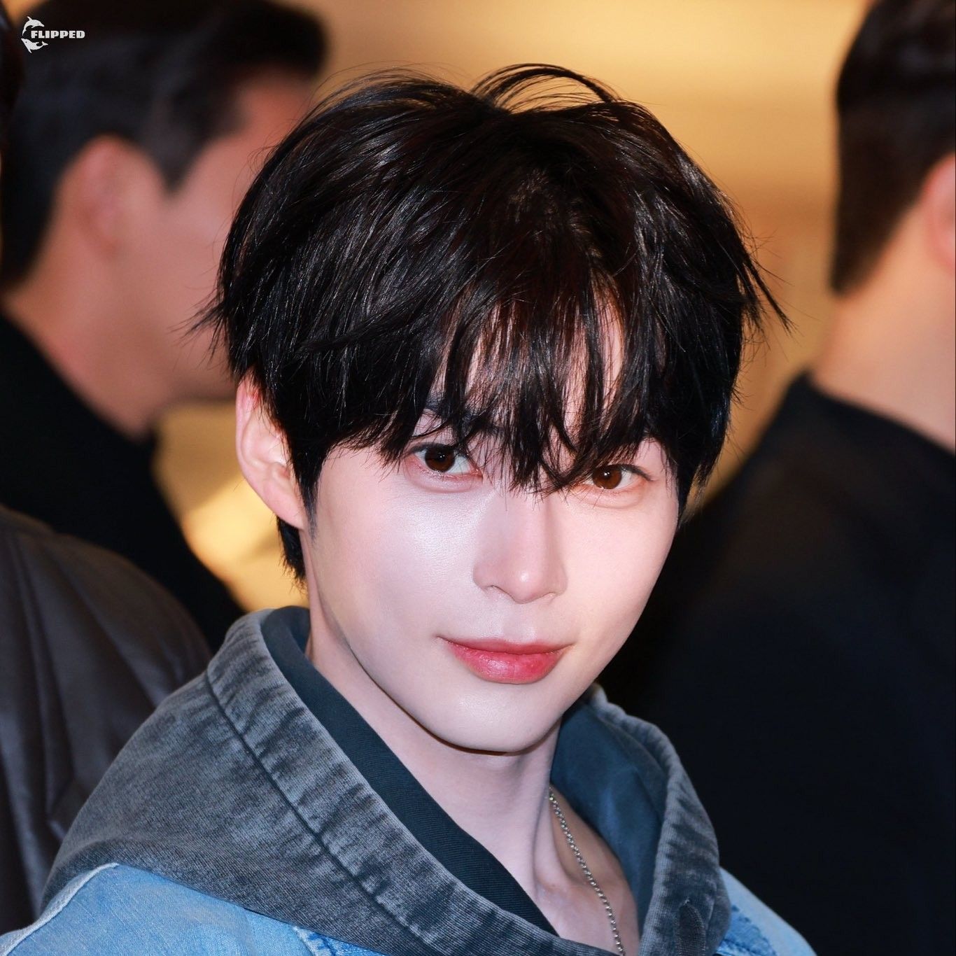 A moment captured by Sung Hanbin (ZEROBASEONE)'s fan