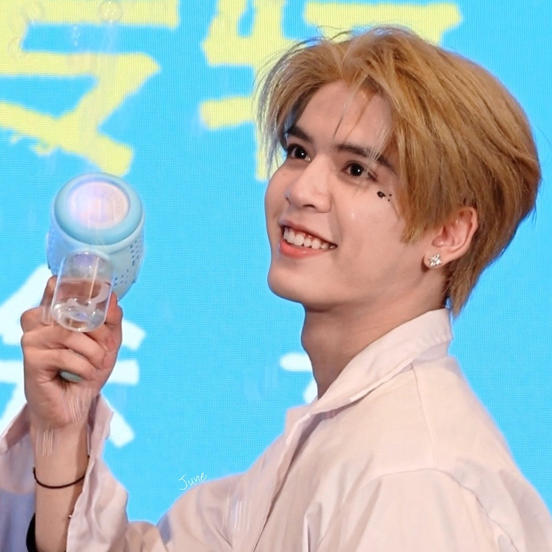 佑瀧 (NexT1DE)的幕後花絮