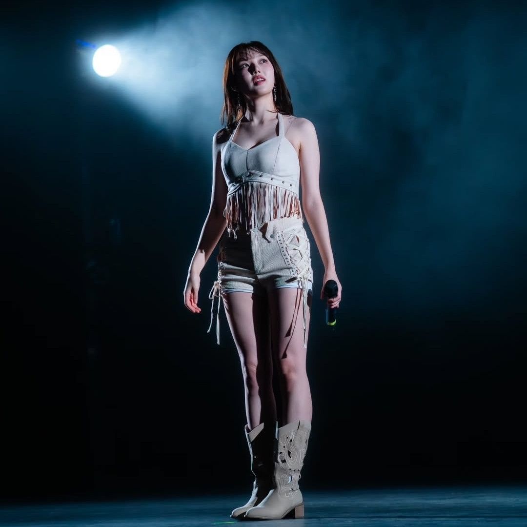 藝琳 (GFRIEND)的最新活動照片