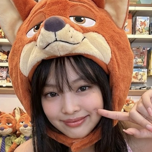 Jennie (BLACKPINK)的最新活動照片