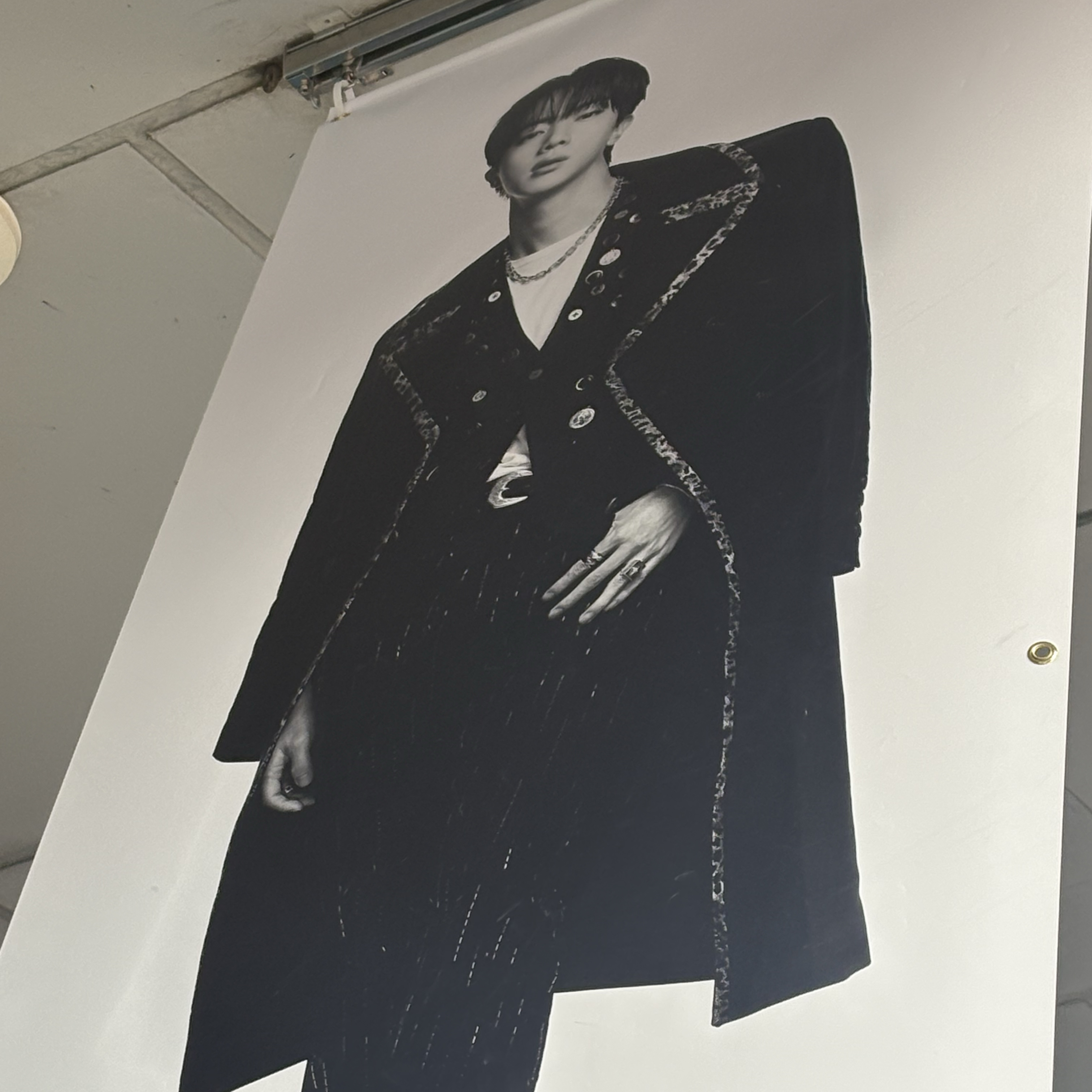 진 (방탄소년단)의 최신 사진