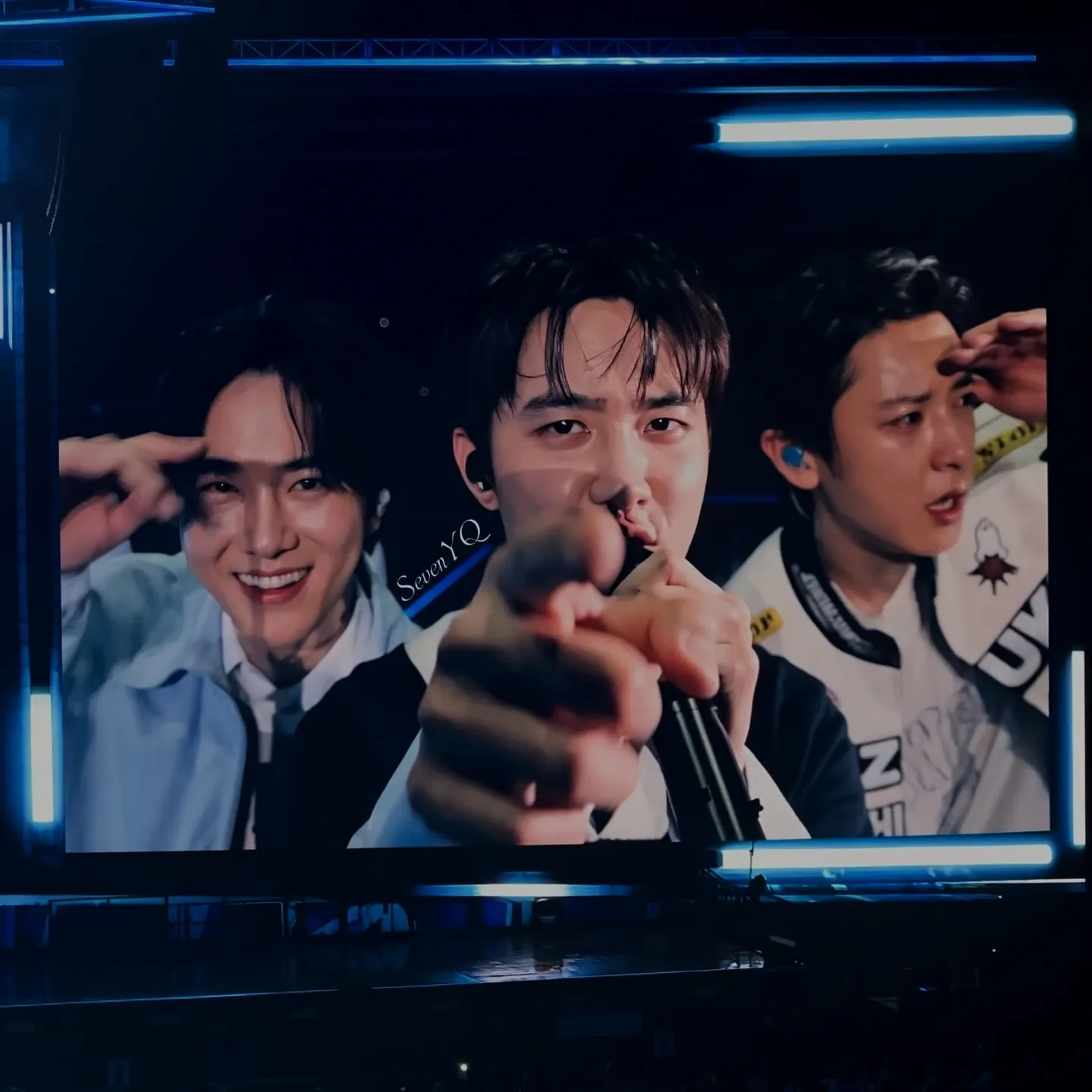 Potret di balik layar EXO