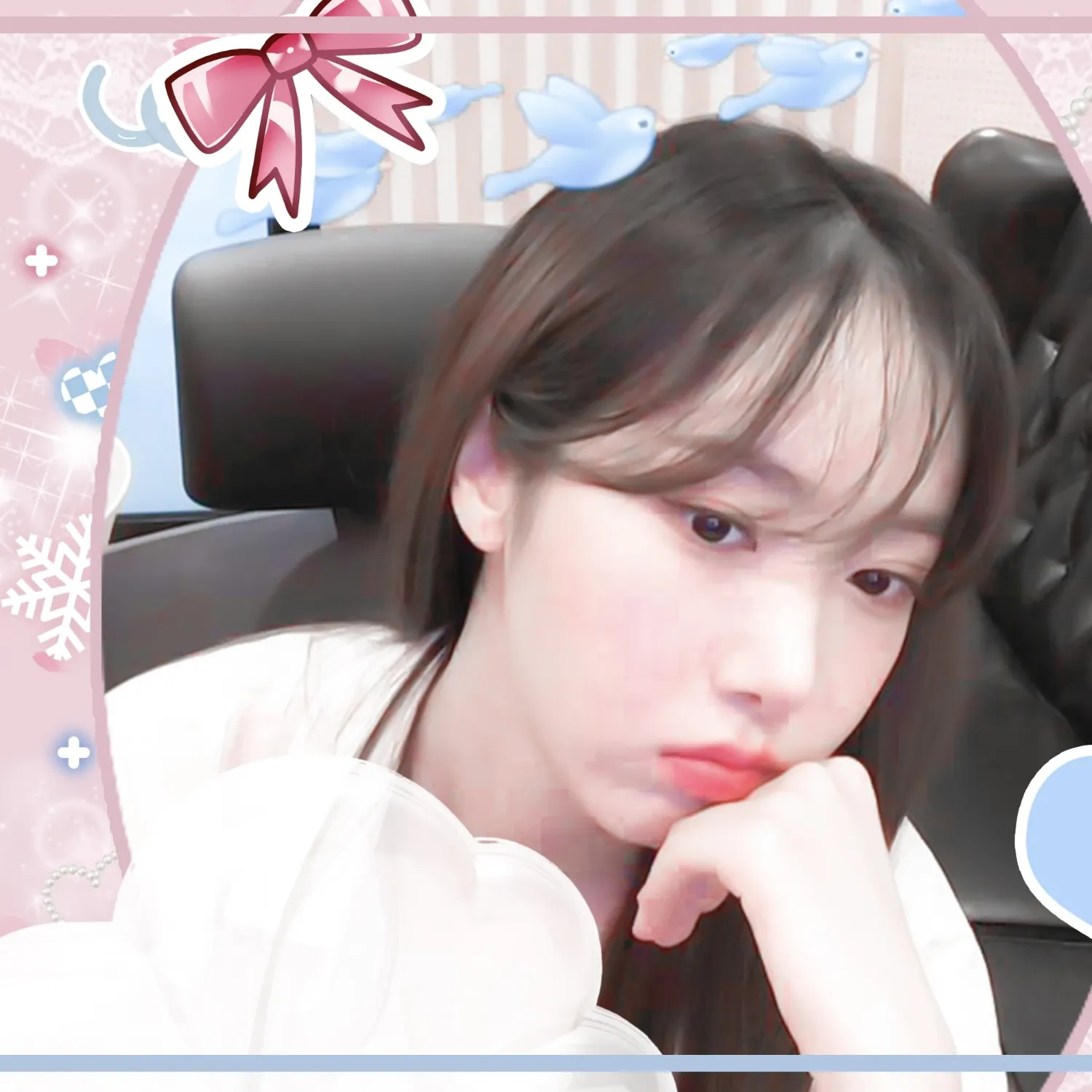 Latest photo of SinB (GFRIEND, VIVIZ)