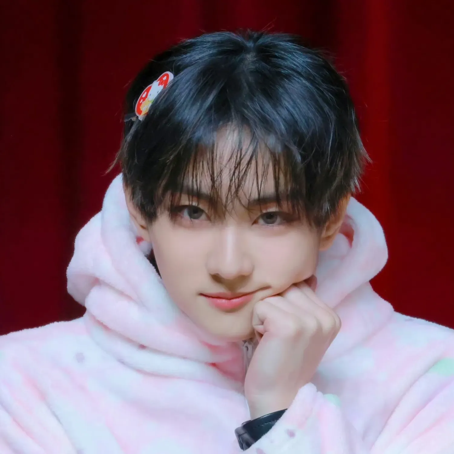 Behind-the-scenes cut of Jungwon (ENHYPEN)